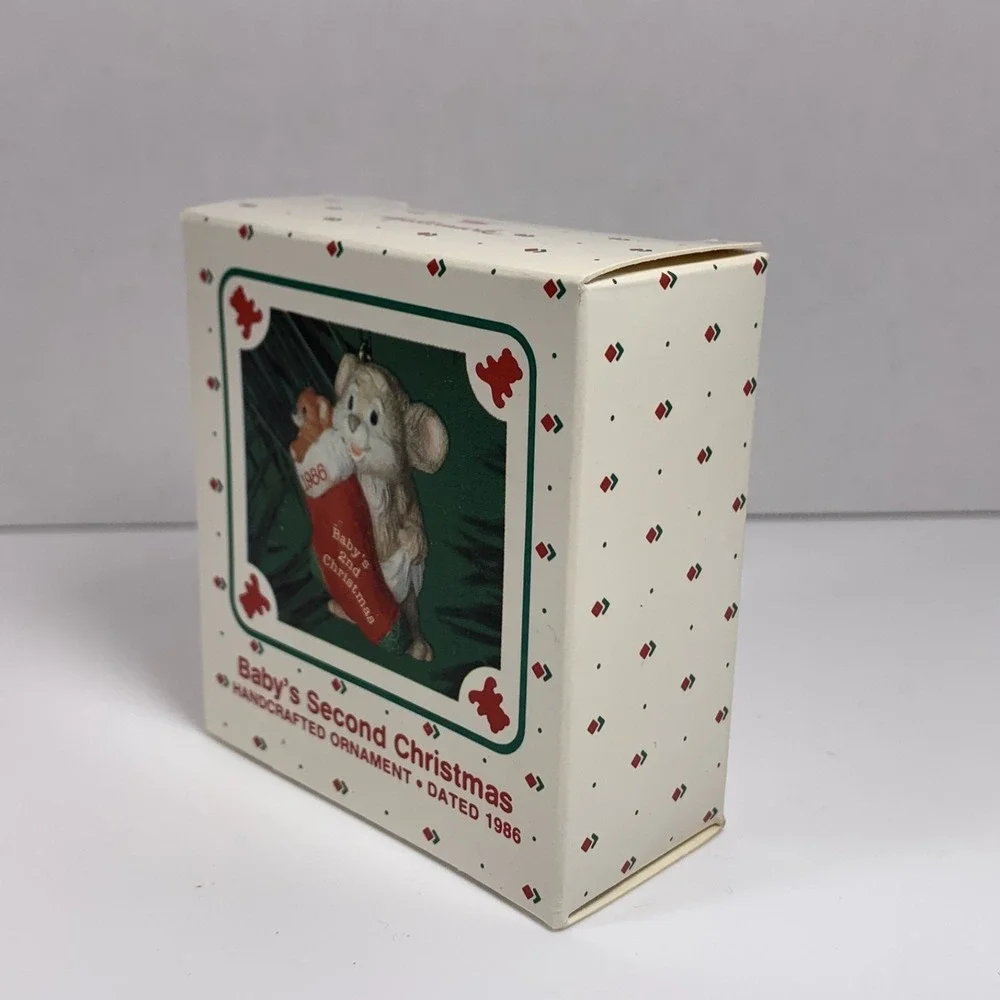 Hallmark  1986 Vintage‎ Keepsake Ornamen Baby' Second Christmas Mouse